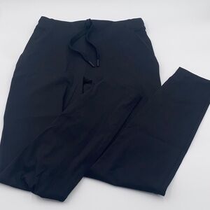 lululemon EUC Black Luxtreme Women's Straight Leg Pants size 4